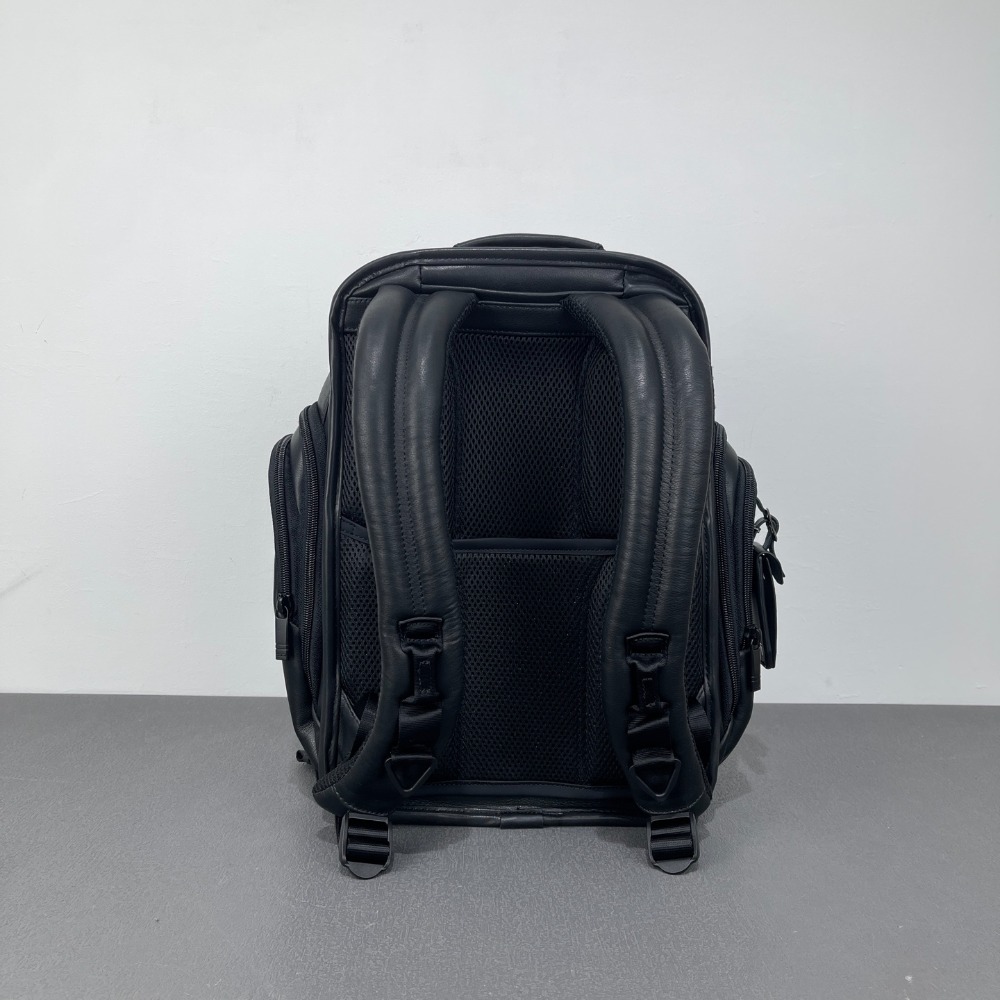 Роскошный мужской кожаный рюкз – обзор и цена Leather Work Rucksack Mens